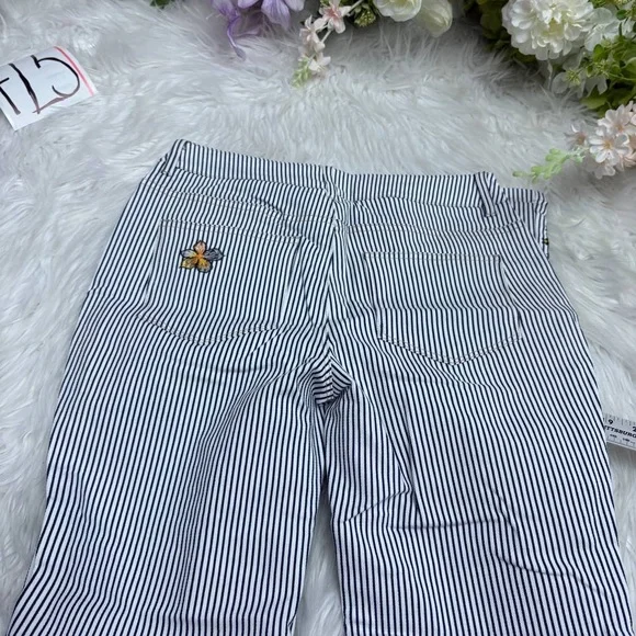 Flamingals embroidered pocket ripped mid rise straight leg jeans size M FL5 72 - Picture 8 of 10